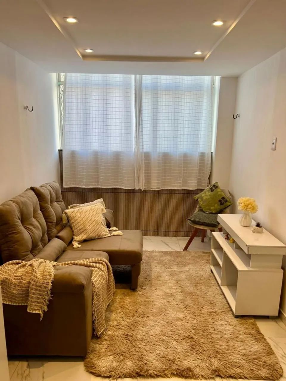 ALUGO QUARTO - EXCLUSIVO PARA MULHERES ?