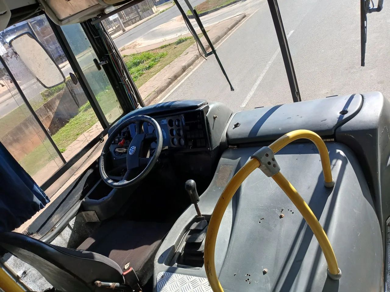 Ônibus vw 17230 motor mwm 6 cilindros  - Foto 12