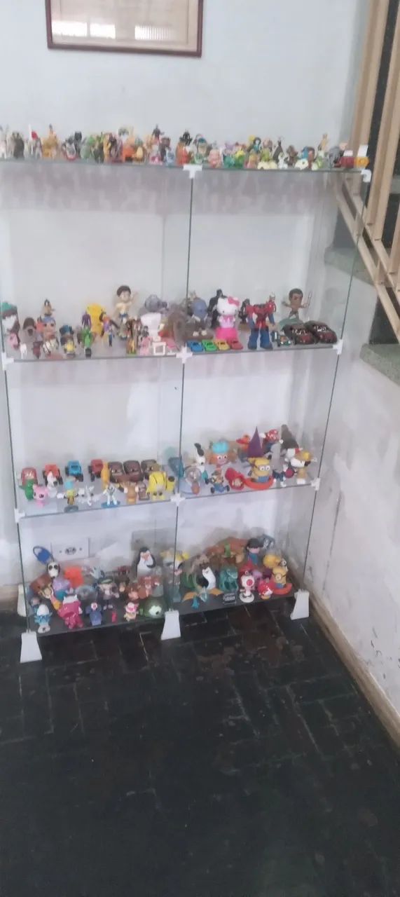 ESTANTE DE VIDRO