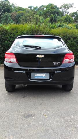 Onix LT 1.0 Comp + Airbag + ABS 2013 - Foto 6
