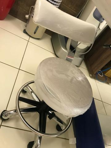 Maca Hidráulica Para Estética - Giro 360° + Mocho - Foto 4