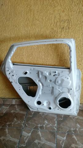 Porta traseira esquerda Ford fusion Titanium - Foto 4