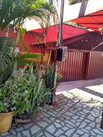 Alugo ponto comercial com casa grande
