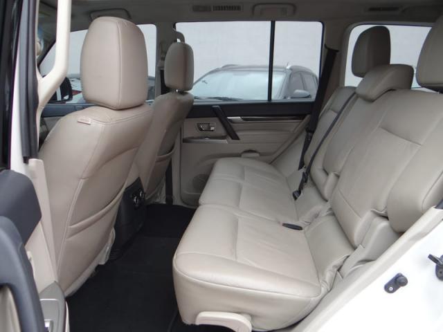 MITSUBISHI PAJERO 3.2 HPE 4X4 16V DIESEL 4P - Foto 9