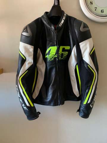 jaqueta dainese vr46