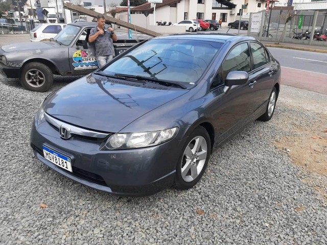 HONDA CIVIC 1.8 LXS 16V FLEX 4P AUTOMÁTICO