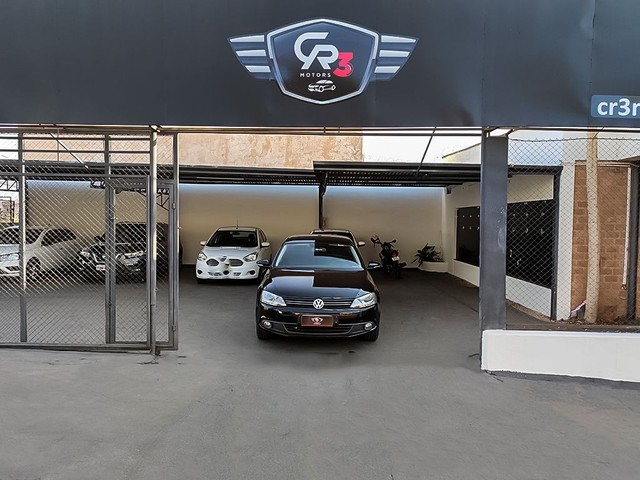 VOLKSWAGEN JETTA 2.0 COMFORTLINE