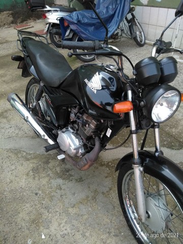 VENDO CG 125 FAN ANO 2.013. EM 12X