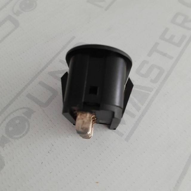 Botão  simples do vidro elétrico. Para: Corsa Antigo. Novo. - Foto 3