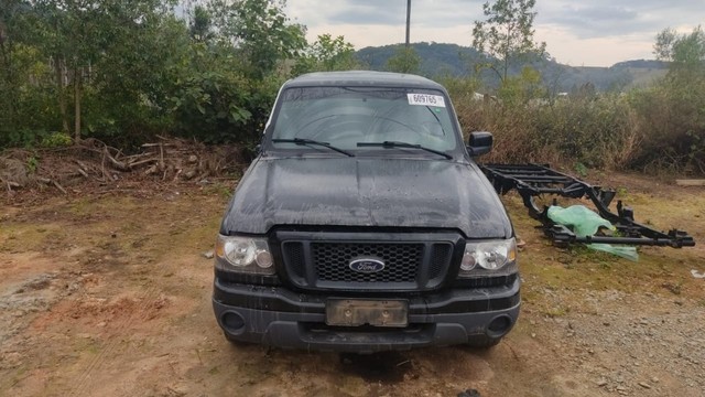 Sucata Ford Ranger 2.8 4x4 2005 Manual Preta