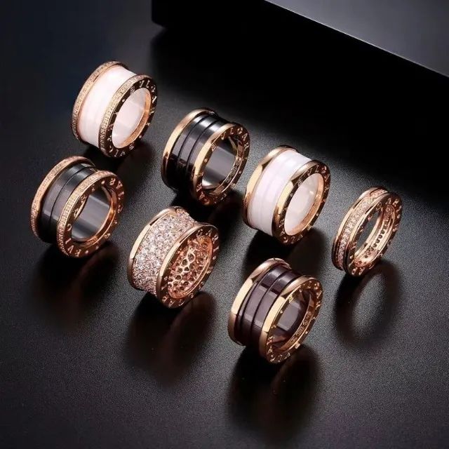 Aliança Anel Bvlgari com duplo banho em ouro 18 k - Foto 3