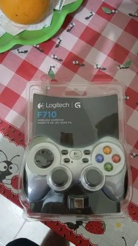 Controle sem fio para Jogos Logitech F710