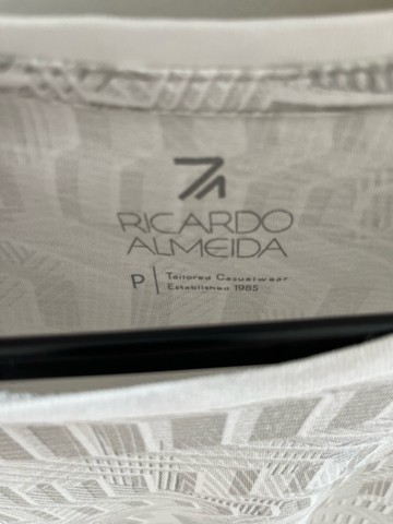 Camiseta Ricardo Almeida - Foto 2