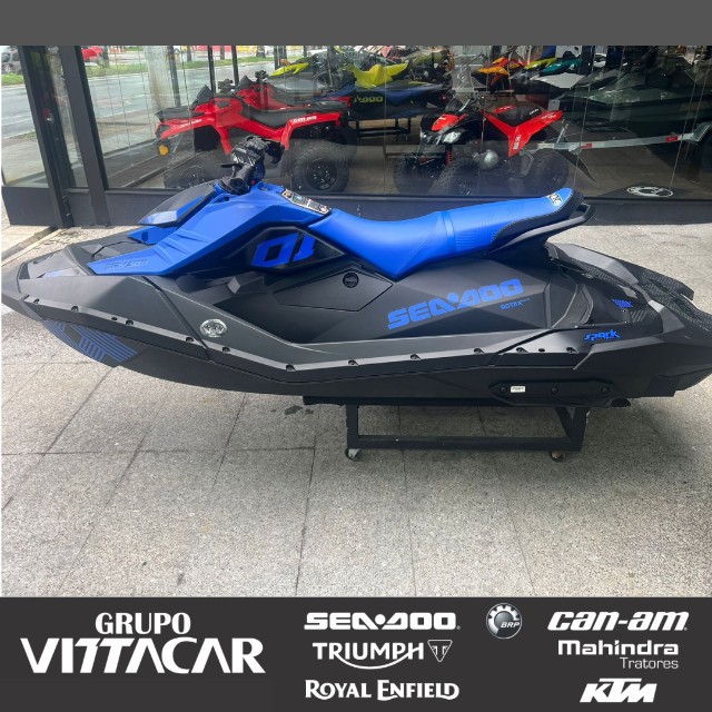Seadoo Jet Ski Spark Trixx 3 Lugares 2022 - Foto 6