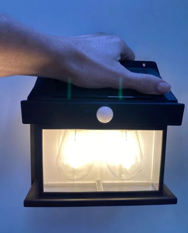 Luminaria Solar Sensor de movimento - Lâmpada de Parede Arandela Loja Coimbra Computadores - Foto 2