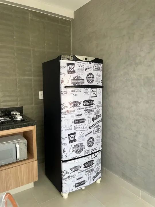 Envelopamento de geladeira  - Foto 2