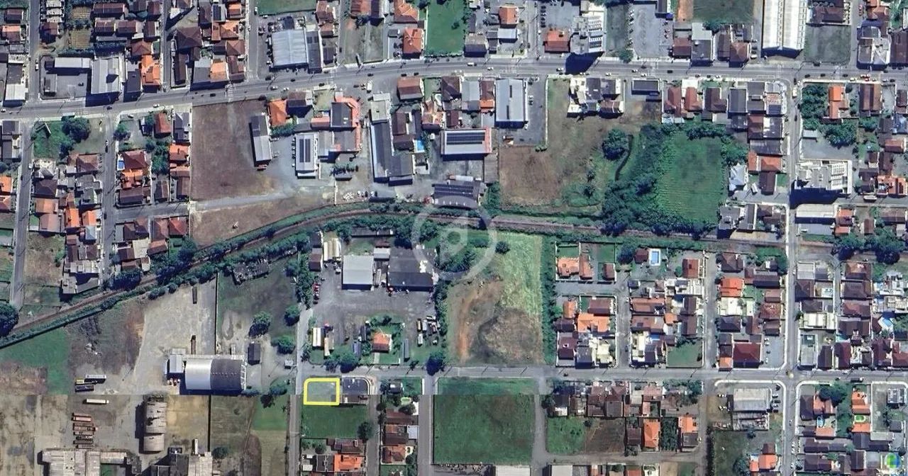Terreno de esquina no centro da cidade - Foto 5