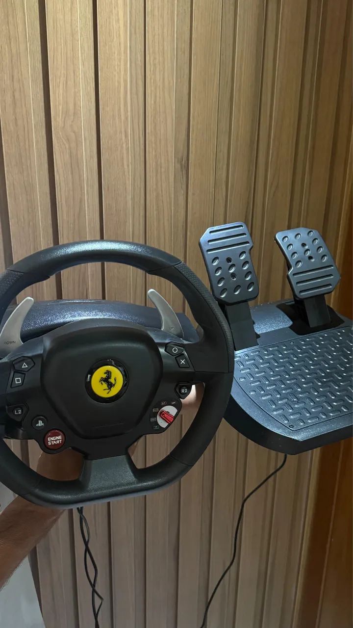 Volante Thrustmaster Ferrari 488 GTB EDITION T80  - Foto 2
