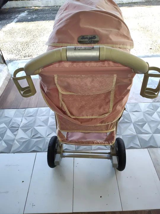 Carrinho de Bebê Burigotto - Usado - Foto 4