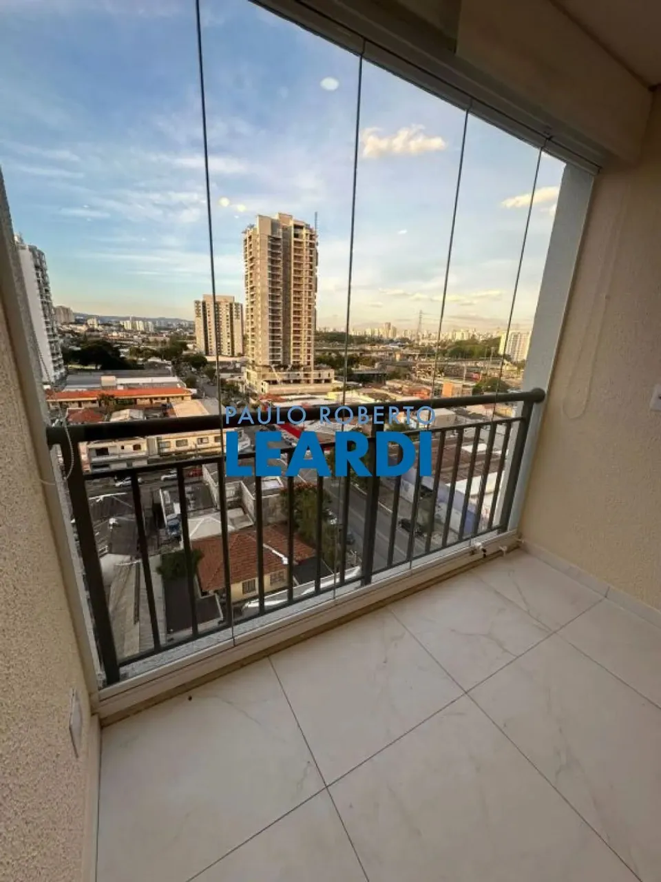 APARTAMENTO - PRESIDENTE ALTINO (R. M. ) - SP