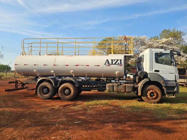 Mercedes Benz Axor 3344 Tanque Pipa 20 Mil Litros  Ano 2023