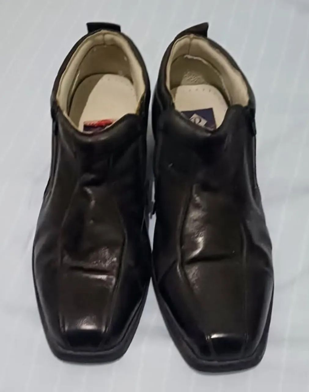 Dois pares de sapatos por preço de UM! Calçados San Martin