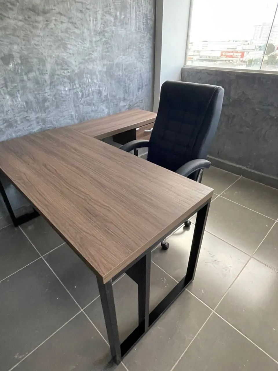 Mesa em L Industrial 40MM com gavetas para Escritório - Design Moderno e Funcional - Foto 4