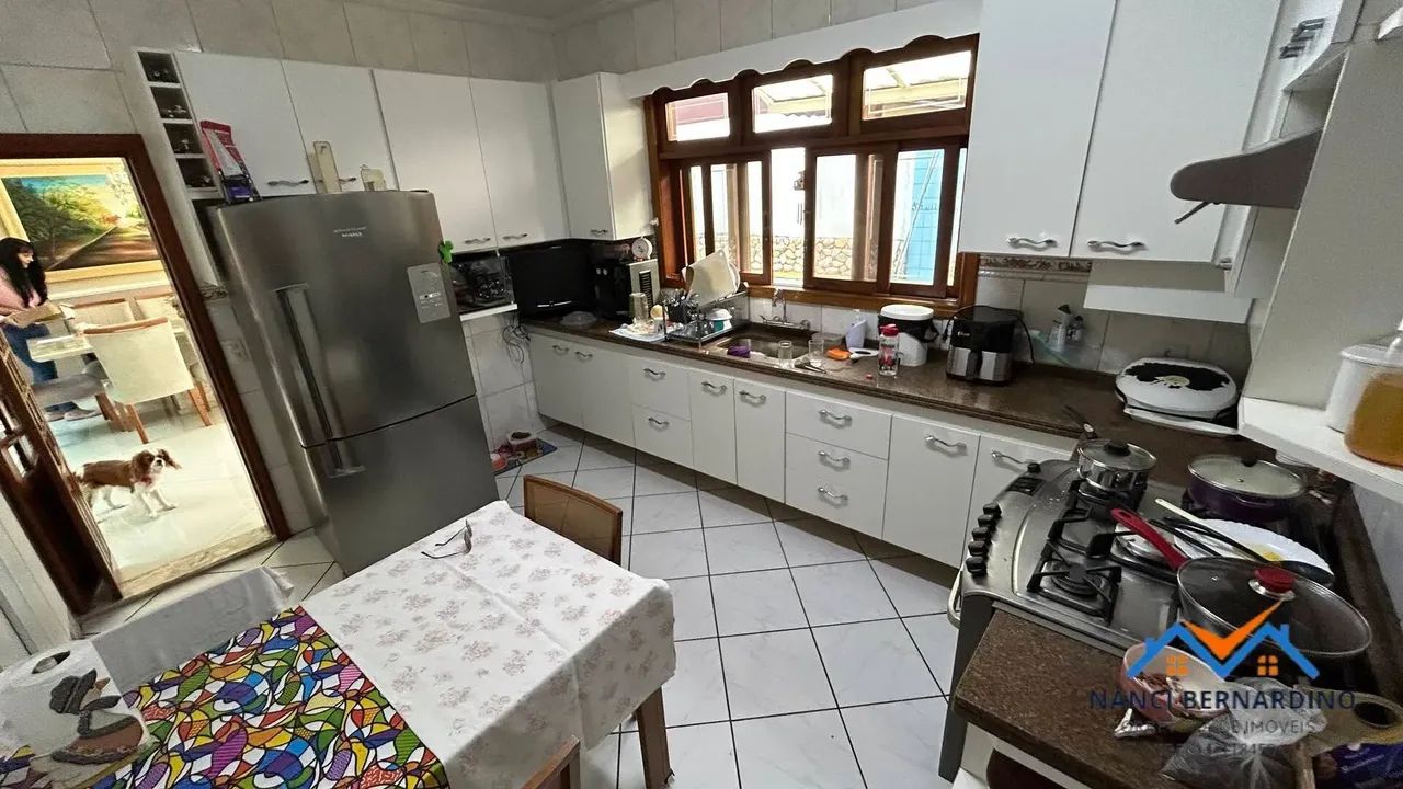 Casa com Piscina em Cond. Fechado de Arujá a venda ! Confira ! - Foto 4