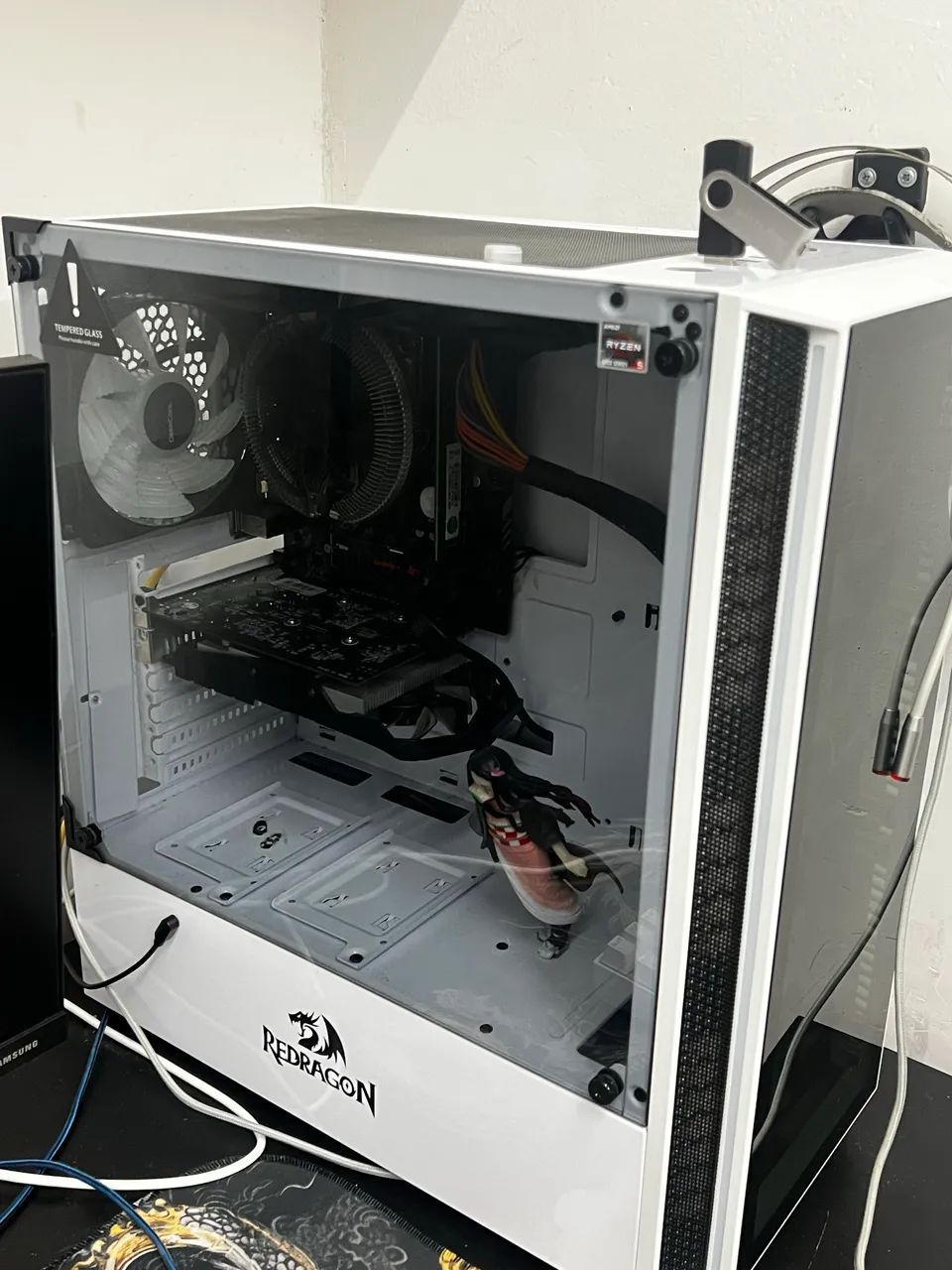 Redragon Cabinet