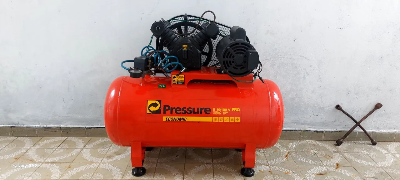 Compressor de ar Pressure E 10/100 V PRO
