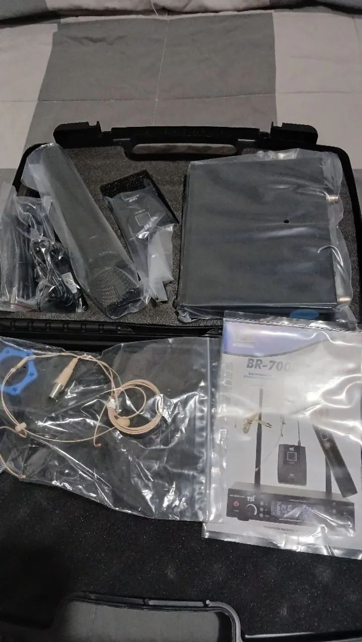 Microfone Sem Fio com Lapela TSI BR-7000-CLI-UHF  - Foto 3