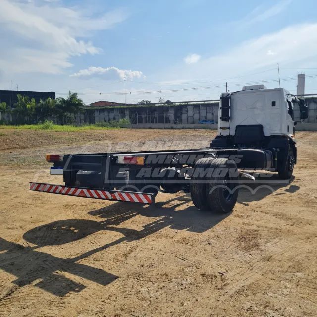 Ford Cargo 1719 - Foto 4