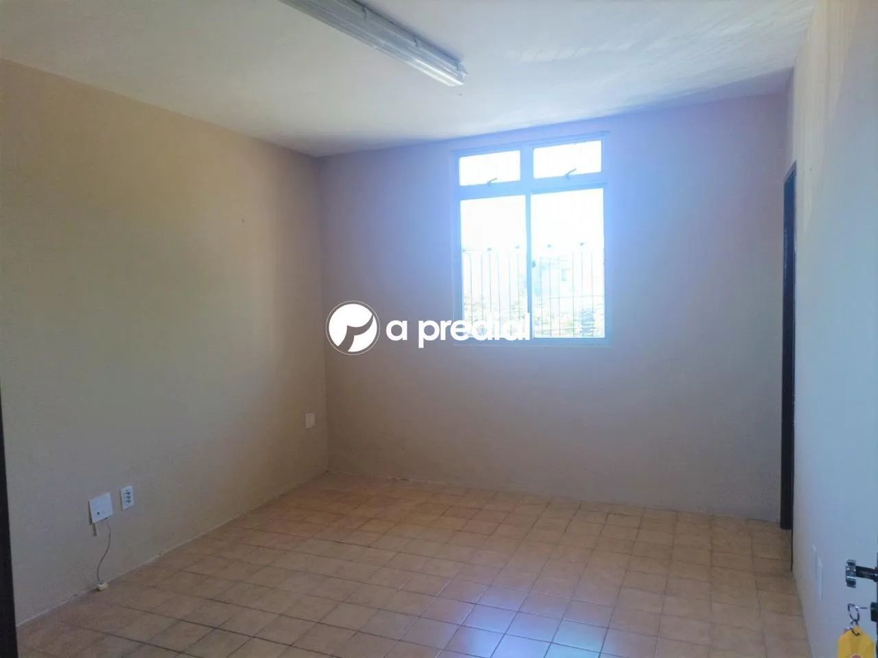 Locação de Comercial / Sala na cidade de Fortaleza - Foto 5