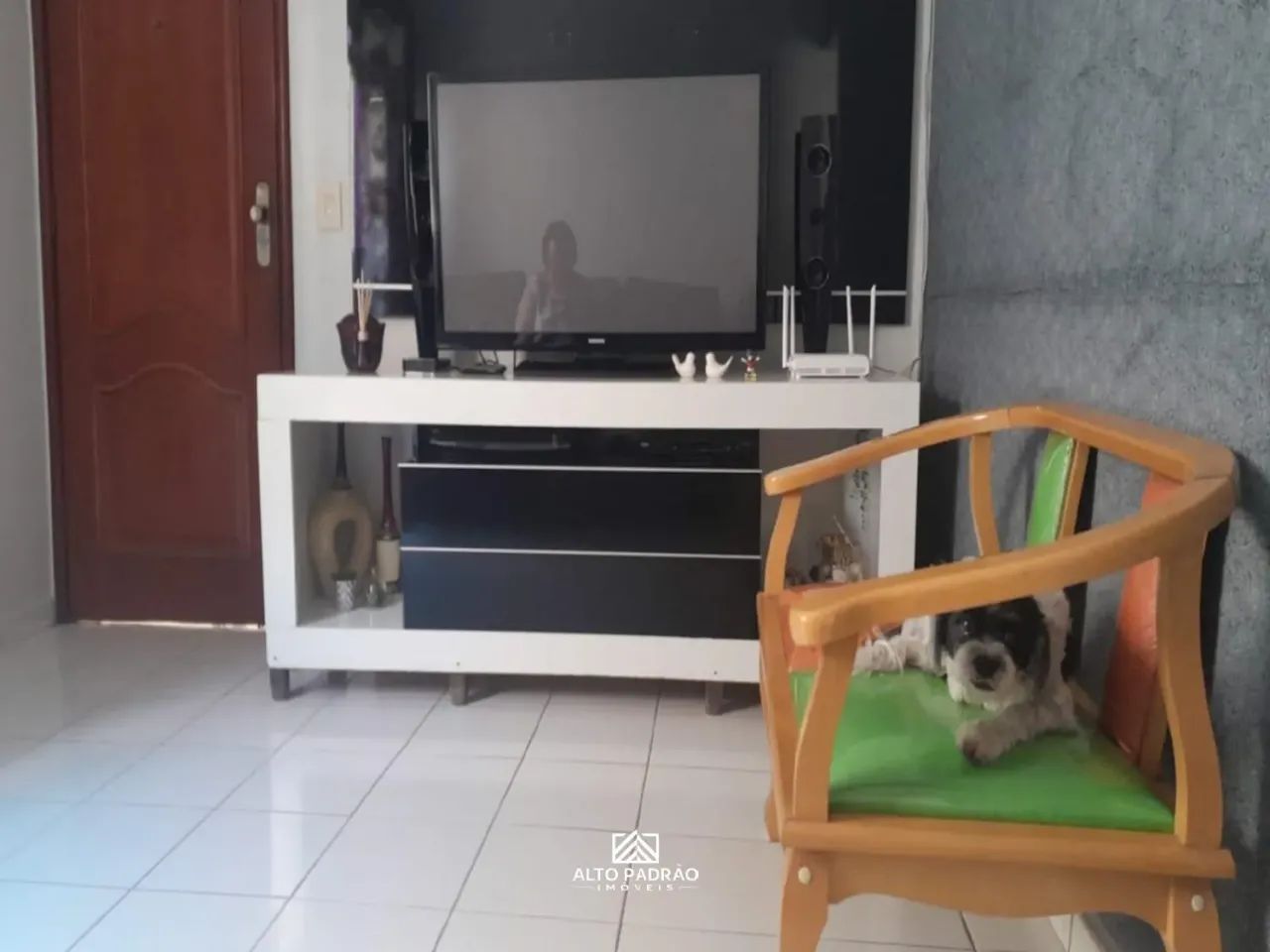 1081 - Apartamento com 3 quartos, banheiro, 1 vaga de garagem, à venda 67m² por R$ 230.000 - Foto 3
