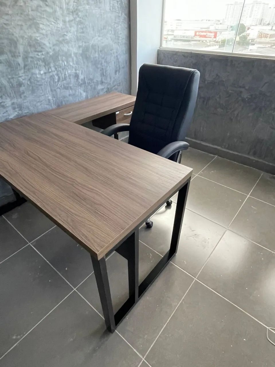 Mesa em L Industrial 40MM com gavetas para Escritório - Design Moderno e Funcional