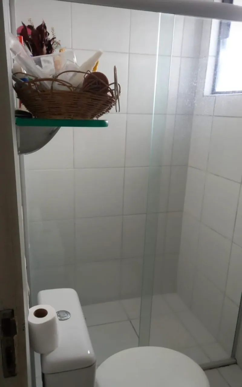 Alugo quarto em condomínio fechado 
