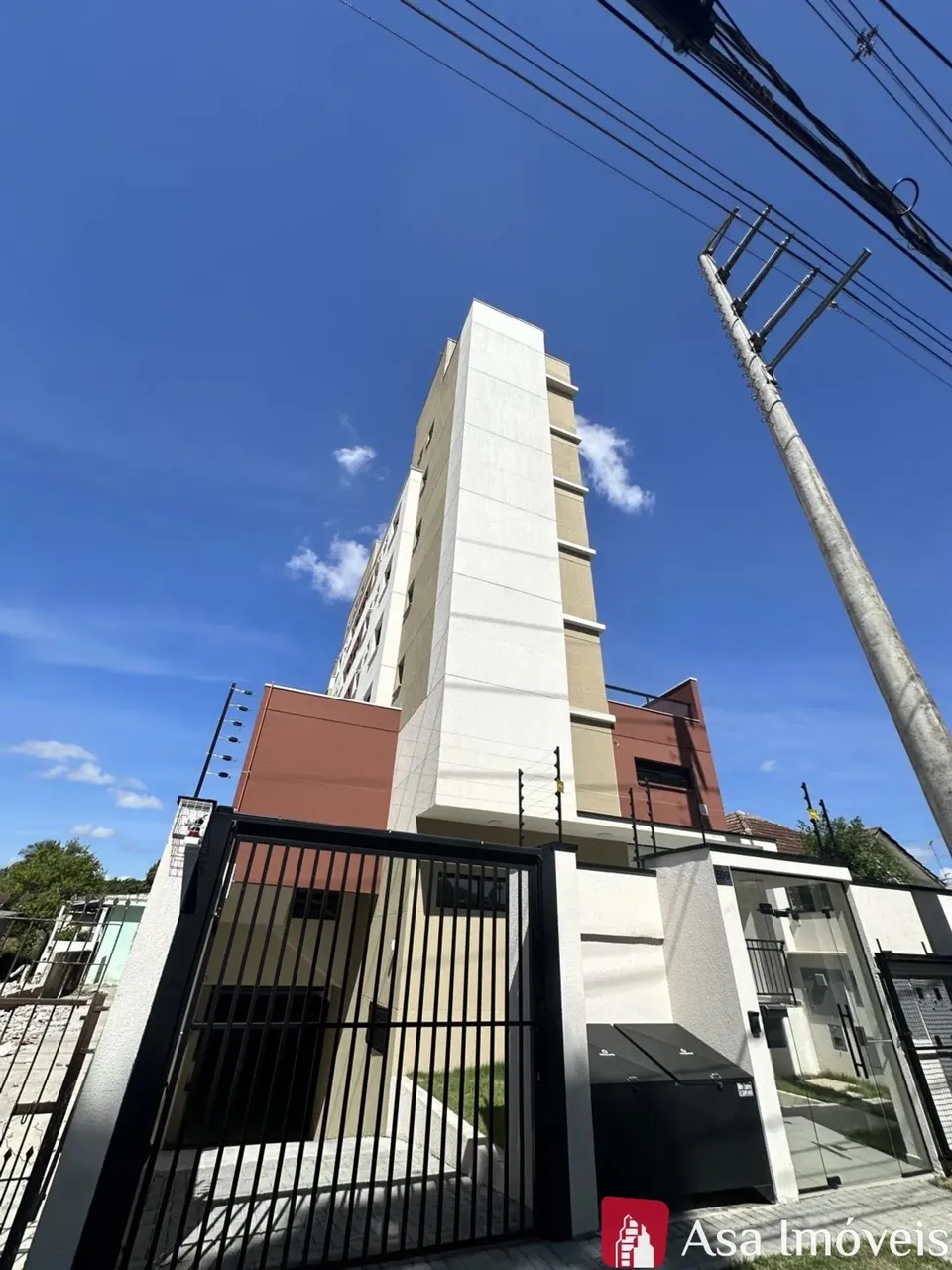 Apartamento com 2 quartos para alugar por R$ 3000.00, 49.60 m2 - REBOUCAS - CURITIBA/PR