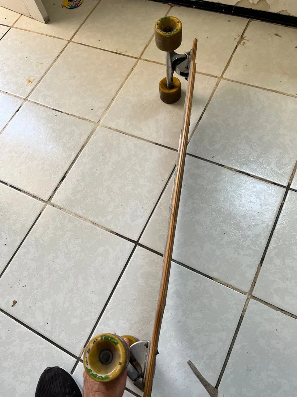 Longboard com rolamentos red bones - Foto 4
