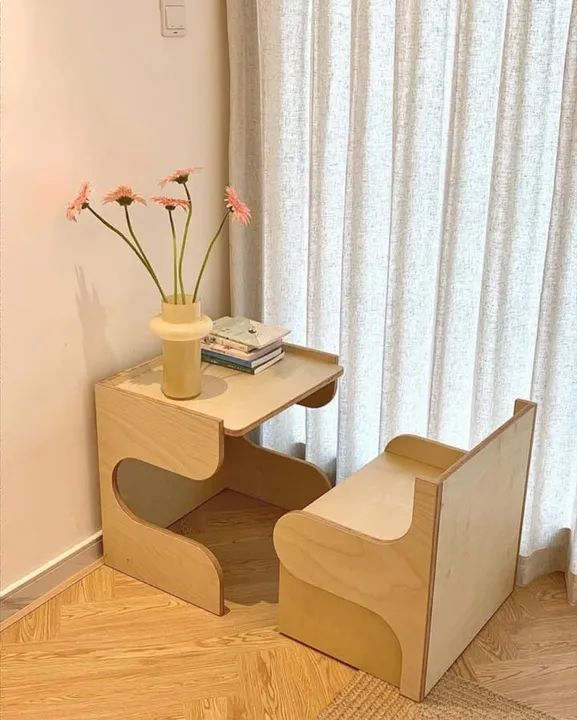 Mesa Cubo e Cadeira Infantil em Madeira  - Foto 2