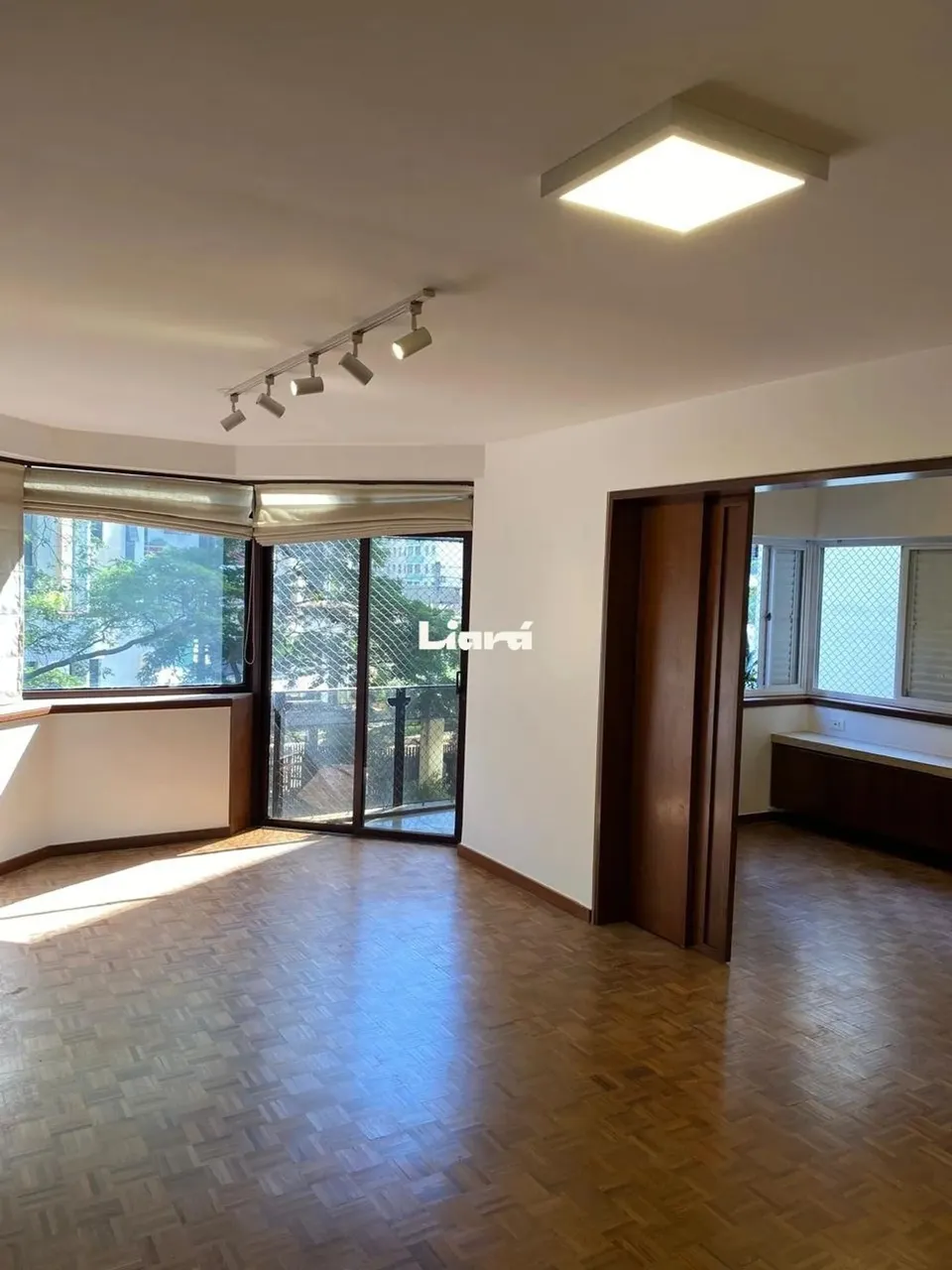 Refúgio Urbano: Alugue no Itaim Bibi em uma Rua Tranquila e Charmosa