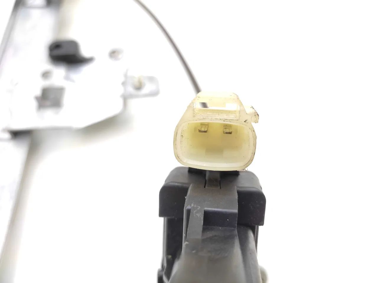 Máquina Vidro C/ Motor Traseira Esquerda Kia Carnival 2008 - Foto 3