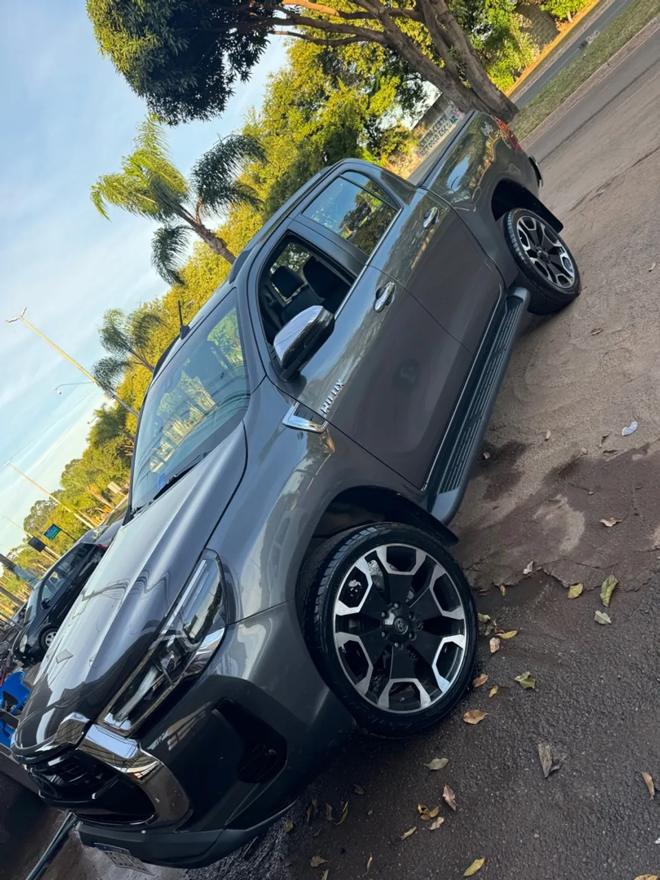 Rodas Esportivas Hilux aro 22 bordas reforçadas