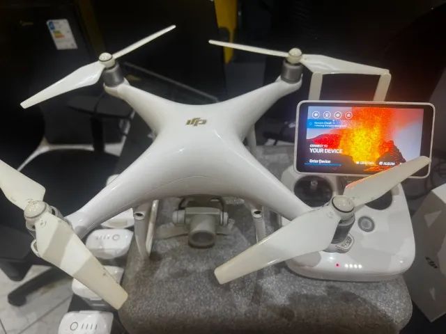 DJI Phantom Advanced Controle com Tela Baterias (KIT