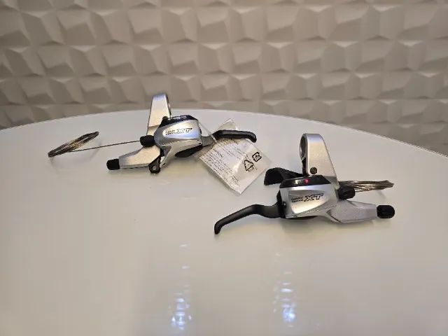 シマノ DEORE XT ST-M760 デュアルコントロールレバー 3×9速 TROCADOR Shimano Deore XT ST-M760 Dual Control Lever (freio +