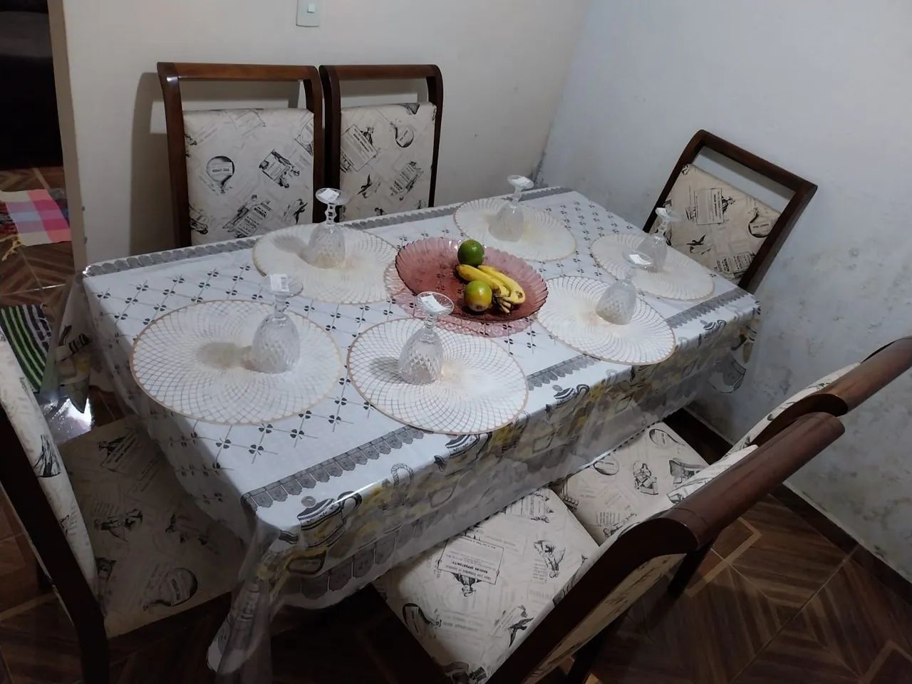 Mesa de Jantar em Madeira - 6 Cadeiras64596060068482120