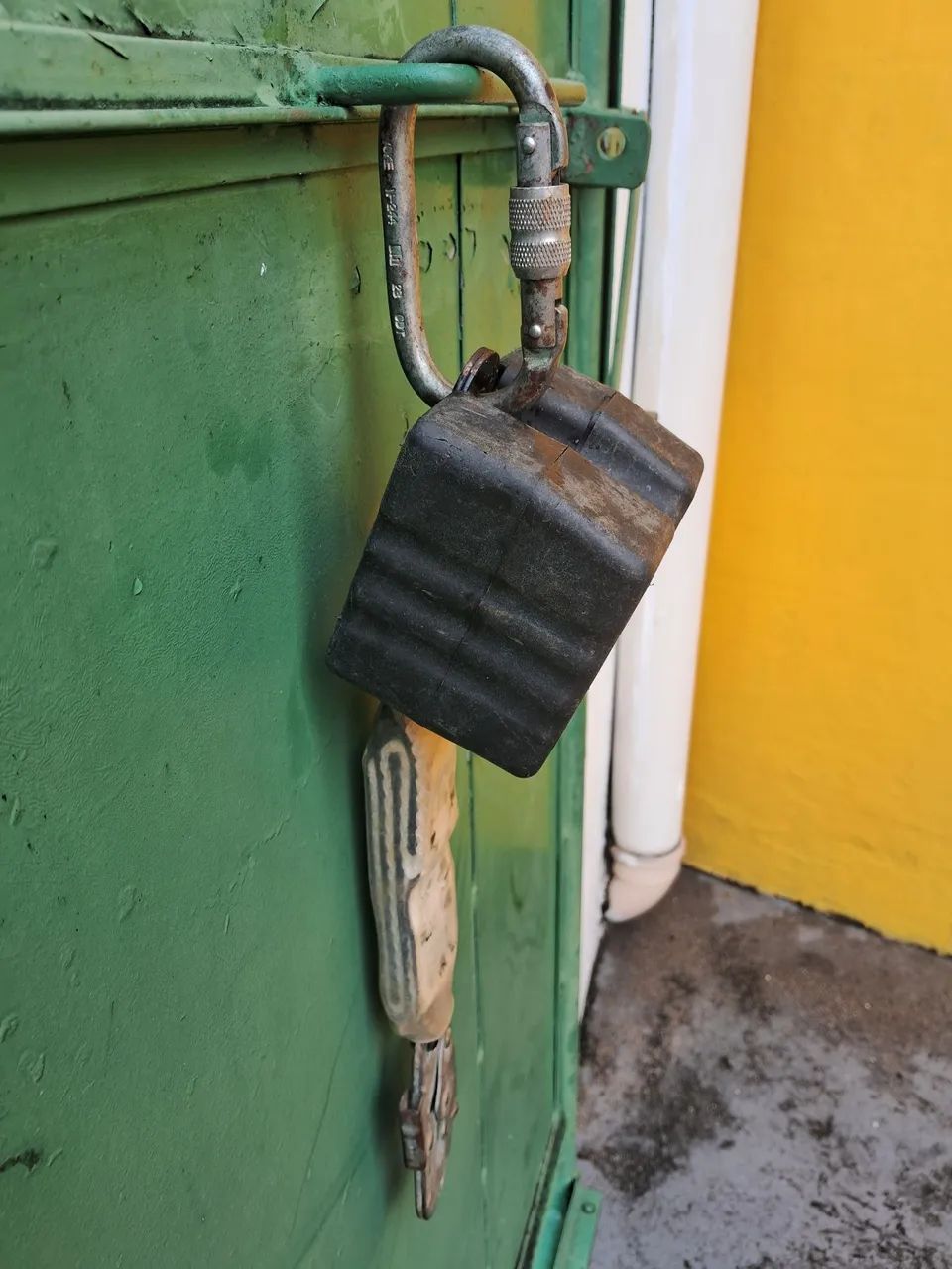 Vendo Trava Quedas 64520780872577122