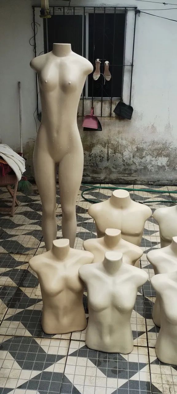 Manequins Femininos - Tamanho P - Ideal para sua loja! - Foto 4