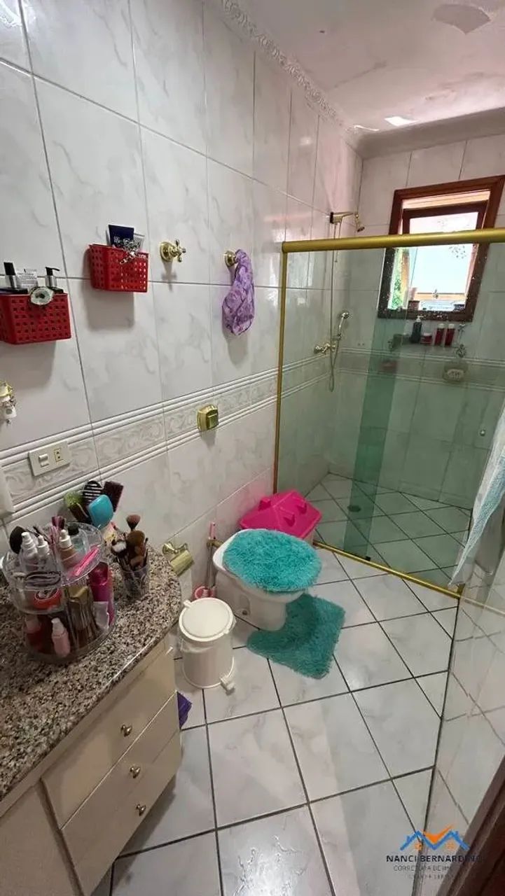 Casa com Piscina em Cond. Fechado de Arujá a venda ! Confira ! - Foto 12