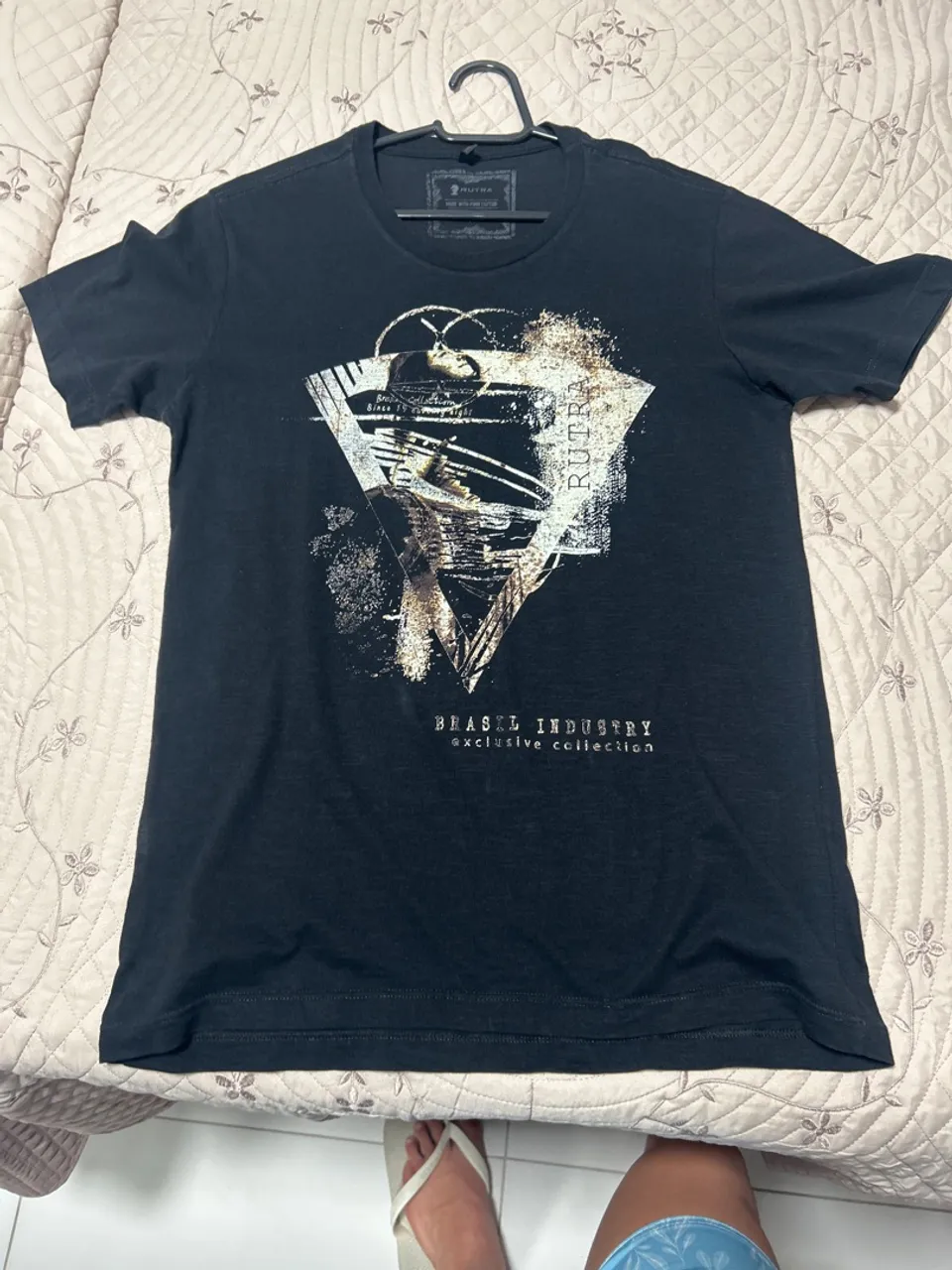 Camiseta Preta Rutra Brasil Industry - Coleção Exclusiva
