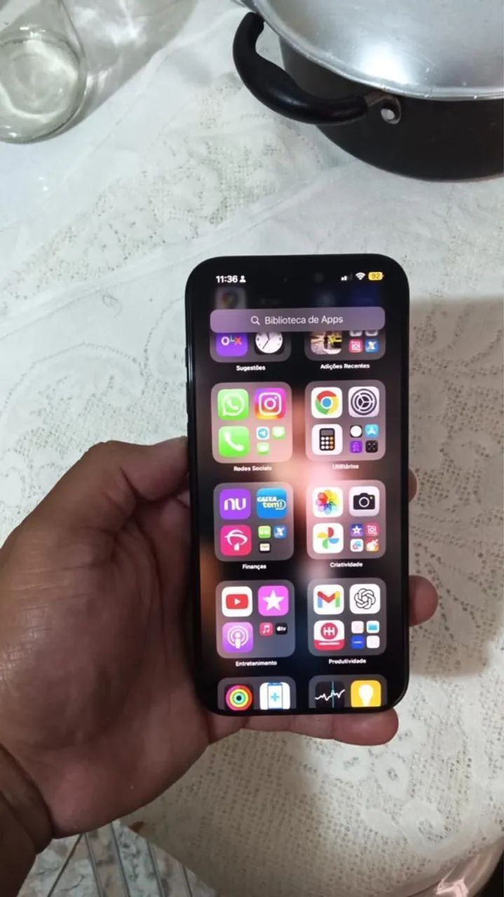 Troco esse iPhone 16 pro max por Moto ou carro volto  a diferença  - Foto 2